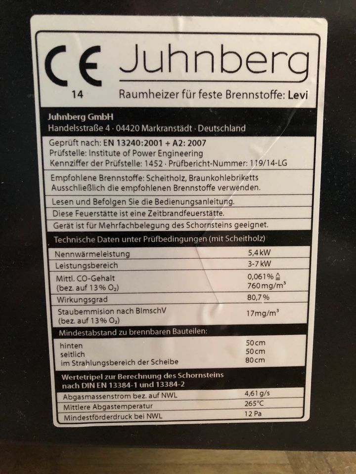 Juhnberg Holz Kaminofen 5,4 kW m Bodenplatte in Pulheim