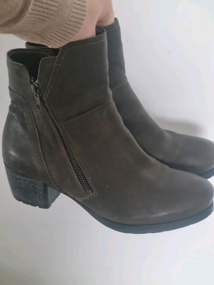 Think! Hochwertige Damen Stiefelette Leder neuwertig in Allersberg