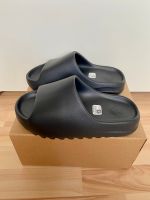 Adidas Yeezy Slide Onyx Größe 38 / US 5 Nordrhein-Westfalen - Ratingen Vorschau