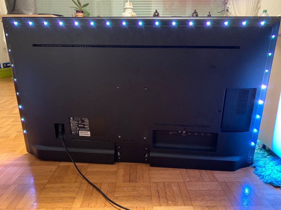 Philips 43 Zoll Fernseher Ambilight Defekt mit Bildschirmschaden in  Niedersachsen - Bremervörde | Fernseher gebraucht kaufen | eBay  Kleinanzeigen ist jetzt Kleinanzeigen