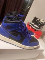 jordan 1 mid lila schwarz mit originalen karton Bayern - Geisenhausen Vorschau