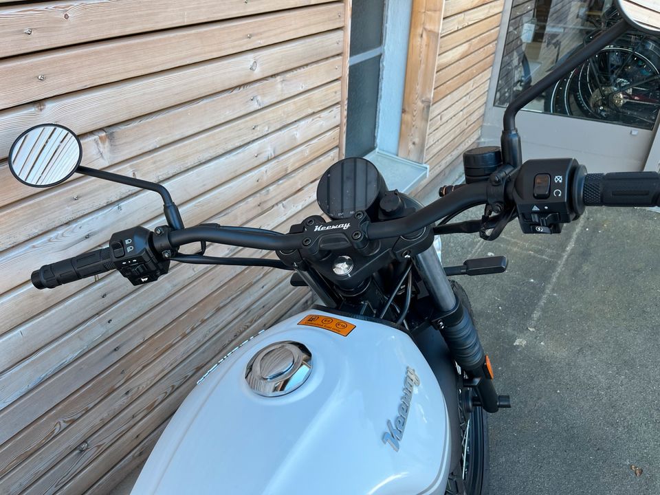 Keeway X-Light 125 ABS - NEU in Wiesau