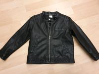 H&M Jungen Bikerjacke Kunstlederjacke Größe 104 Baden-Württemberg - Gaggenau Vorschau