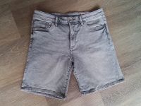 Shorts Jeans grau von S.OLIVER nur 1x getragen in Gr. 38 Schleswig-Holstein - Großsolt Vorschau
