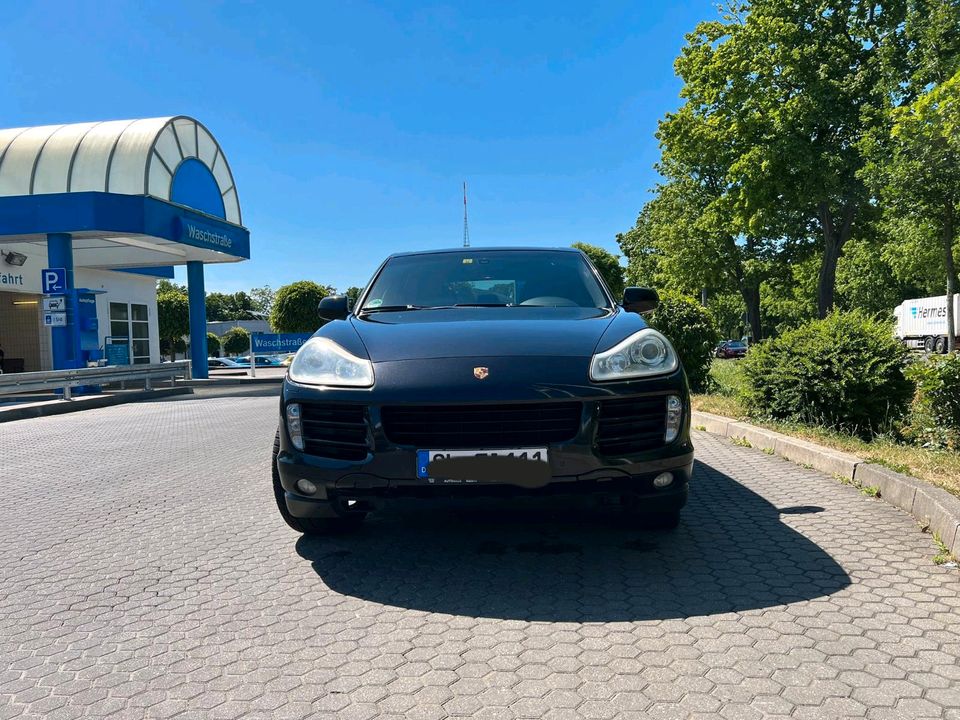 Porsche Cayenne 9PA 4,8 in Leipzig