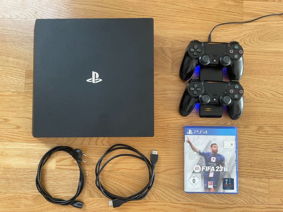 Sony Playstation 4 Pro 1TB Bundle. BONUS Fifa 2023 in Nördlingen