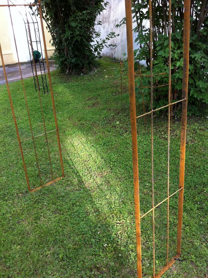 Rosenbogen BARCELONA  Pergola Gartenbogen Torbogen Rosensäule in Görlitz