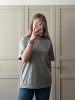Nike Shirt oversized grau Rostock - Reutershagen Vorschau