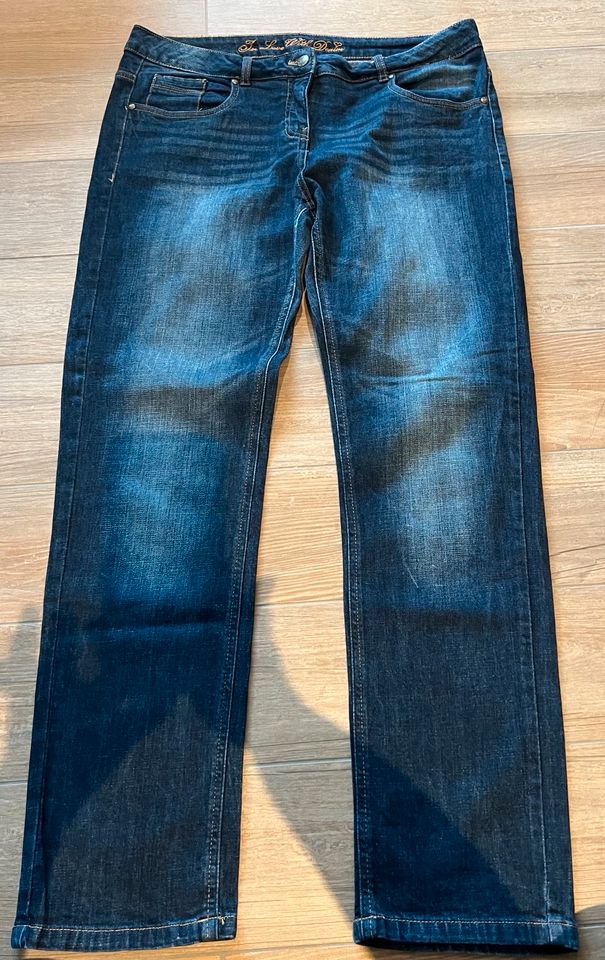 Damen Hose Jeans  Blue Motion Gr.44 blau wie neu ungetragen in Oberzissen