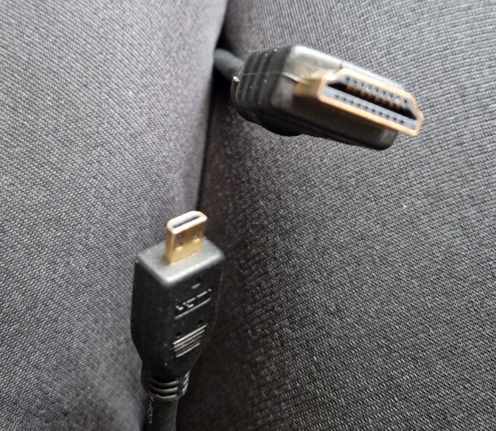 verschiedene Kabel Cinch, USB, Toslink, HDMI in Berlin