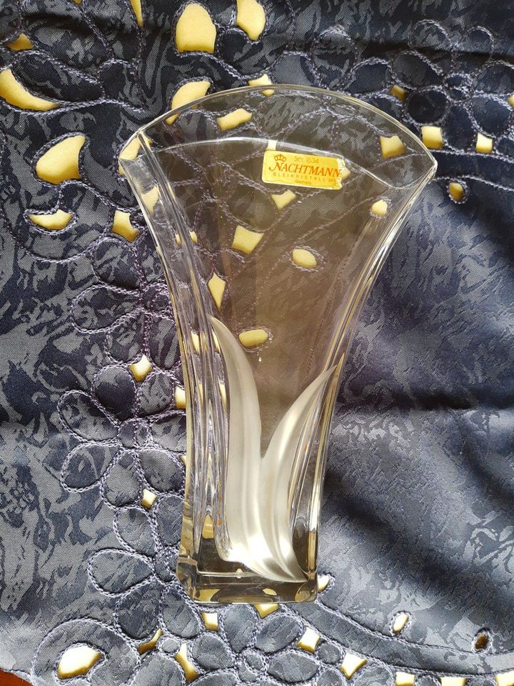 Nachtmann Bleikristall Vase, teilmattiert, sehr edel, top Zustand in Sindelfingen