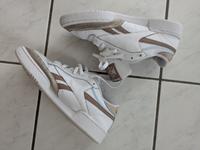 Reebok Schuhe Club C85 Größe 45,5 (weißbraun mit blauem Streifen) Köln - Nippes Vorschau