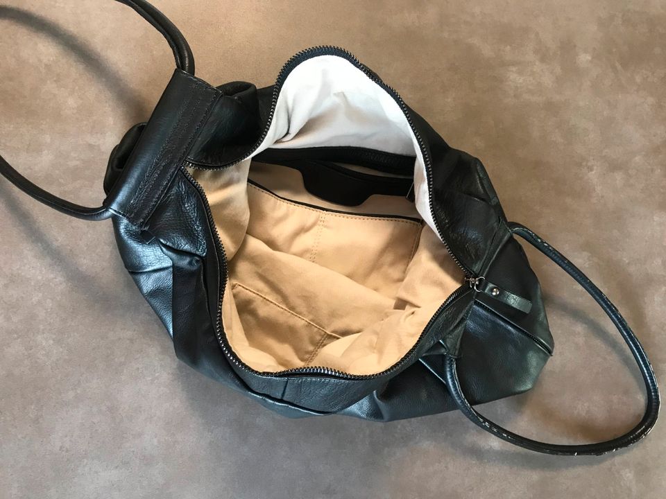 Schwarze Leder Tasche von Lloyd in Philippsthal (Werra)