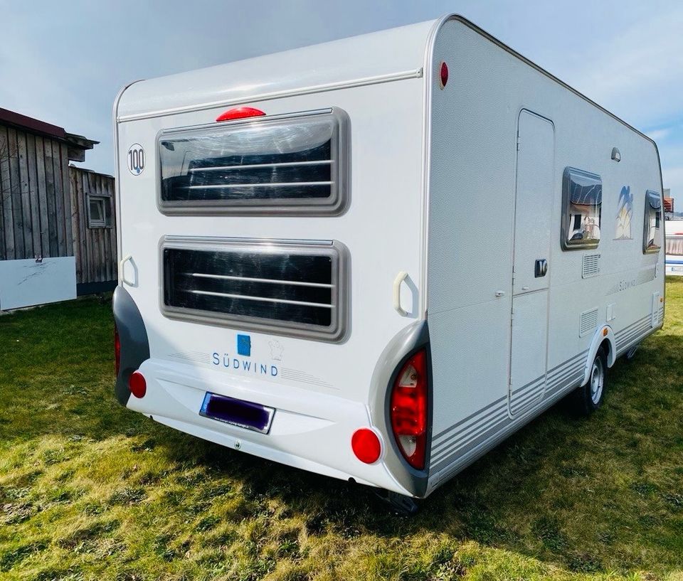 Wohnwagen KNAUS Stockbetten Mieten Etagenbetten Vermieten Stühle in Öpfingen