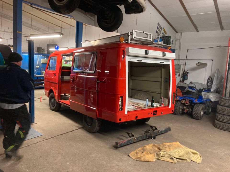 Vw lt 1 ex Feuerwehr Camper in Marpingen