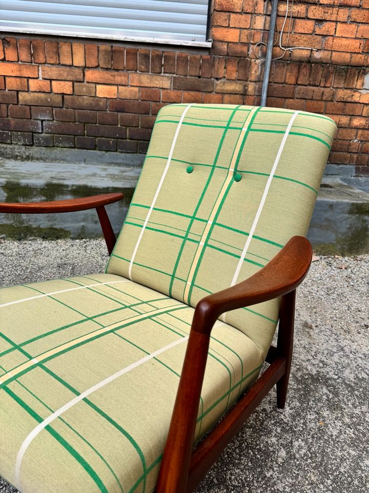 ◤ Teak Sessel Vintage Stuhl Dänisch Chair Danish Design mid Century Sofa Couch daybed Teakholz 50er 60er 70er neu gepolstert aufgearbeitet in Berlin