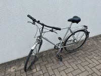 Herrenfahrrad, silber, 28 Zoll Niedersachsen - Laatzen Vorschau