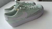 Neu Nike Blazer Low Platform Sneaker in Mint, Damenschuh Größe 39 Berlin - Lichtenberg Vorschau