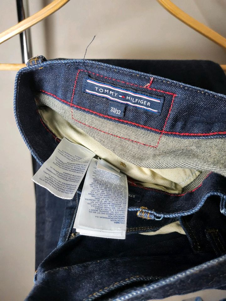 Tommy Hilfiger herren jeans blau 33/32 gebraucht in Krefeld