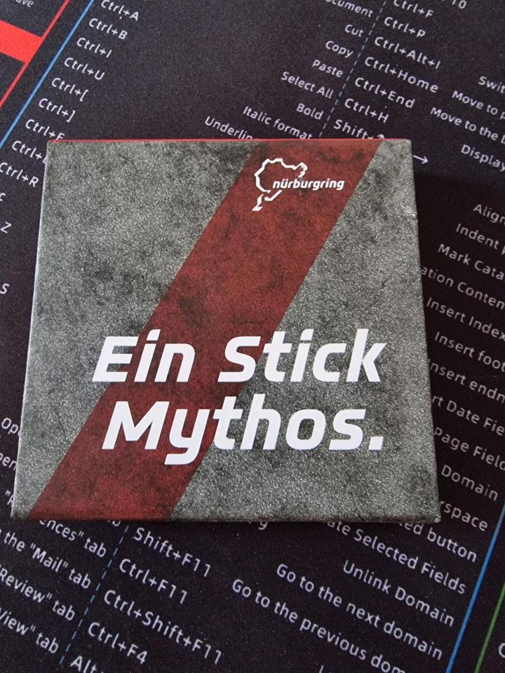 Speicherstick Mythos 2 GB vom Nürburgring in Eisenberg