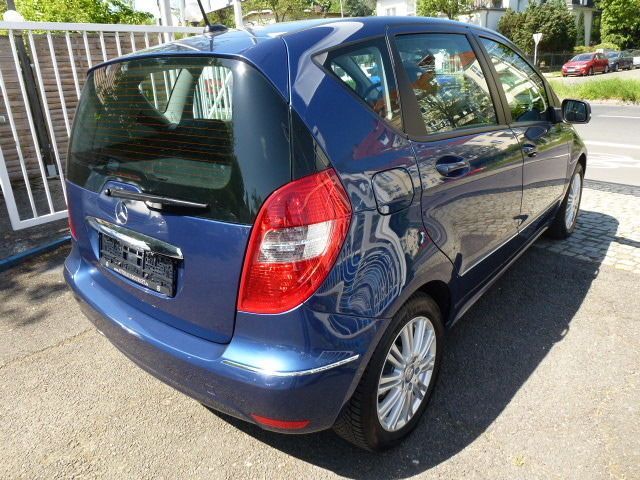 Mercedes-Benz A 160 ELEGANCE Autom-Klima-erst 15.000KM-el.SD 1 in Berlin