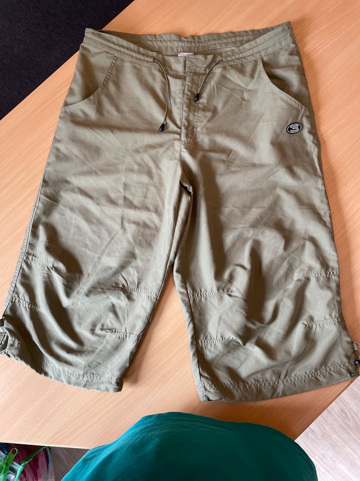 Sport Capri Hose in Langerringen