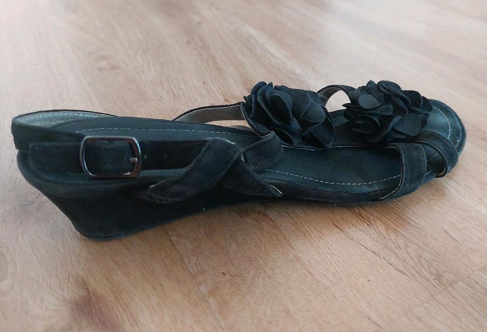 Sandalen schwarz , Marke Ara, Größe 40 in Offenburg