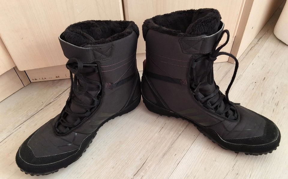 Adidas Winterstiefel 40 gebraucht climacool in Delitzsch