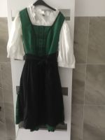 Damendirndl, mit weißer Bluse und schwarzer Schürze Niedersachsen - Hemmingen Vorschau