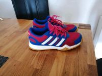 Hallenturnschuhe/ Hallenschuhe von Adidas Niedersachsen - Isernhagen Vorschau