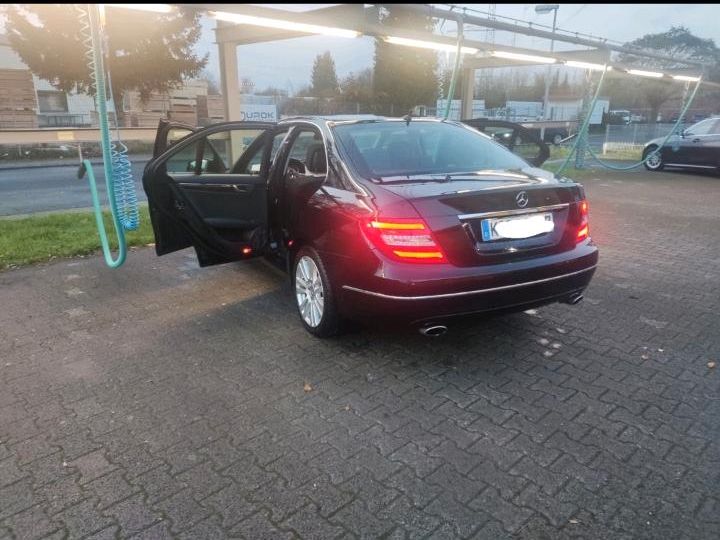 Mercedes benz c300 CDI Facelift AVANTGARDE in Köln