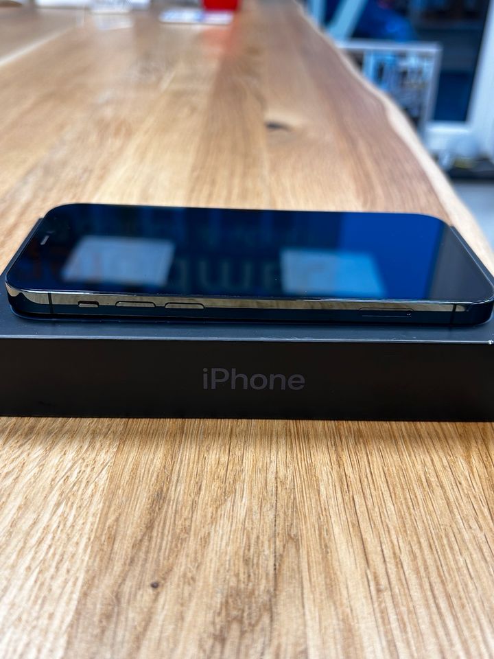 Iphone 12 Pro 128 GB Pazifik Blau in Bremen