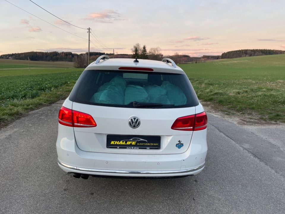 Volkswagen Passat Variant Highline BlueMotion in Winterbach Kr. Günzburg