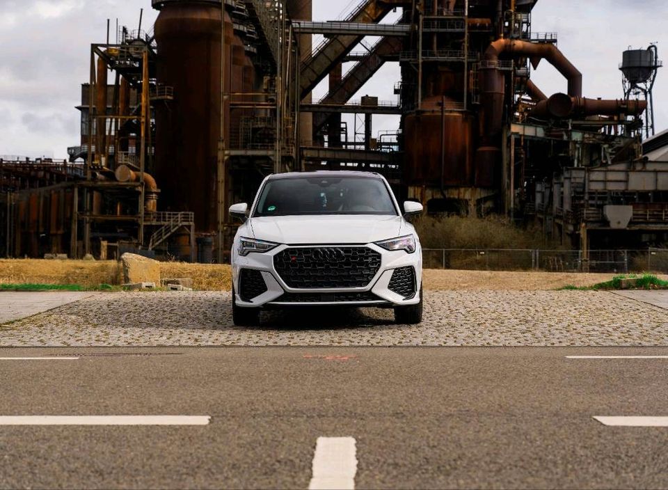 Audi RSQ3 400ps Autovermietung -mieten-rent-Leihwagen-Mietwagen in Lünen