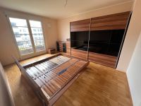 Schlafzimmer Kleiderschrank Bett 2x2m Kommode komplett München - Berg-am-Laim Vorschau