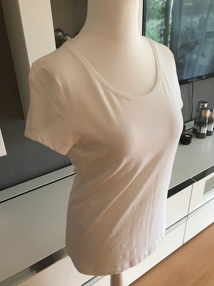 Basic T-Shirt weiß Größe M *NEU* in Salzgitter