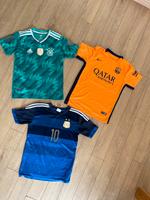 Fußball Trikot Shirts gr.152/158 Dresden - Schönfeld-Weißig Vorschau