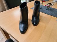 Stiefelette schwarz von Sisley, Größe 39, nie getragen Saarland - St. Wendel Vorschau