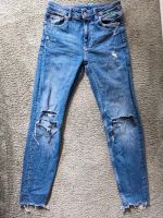 Blogger Lookbook destroyed jeans ripped jeans Farbspritzer Bielefeld - Senne Vorschau