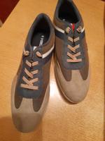 HECHTER Sneaker NEU GR 44 Nordrhein-Westfalen - Euskirchen Vorschau