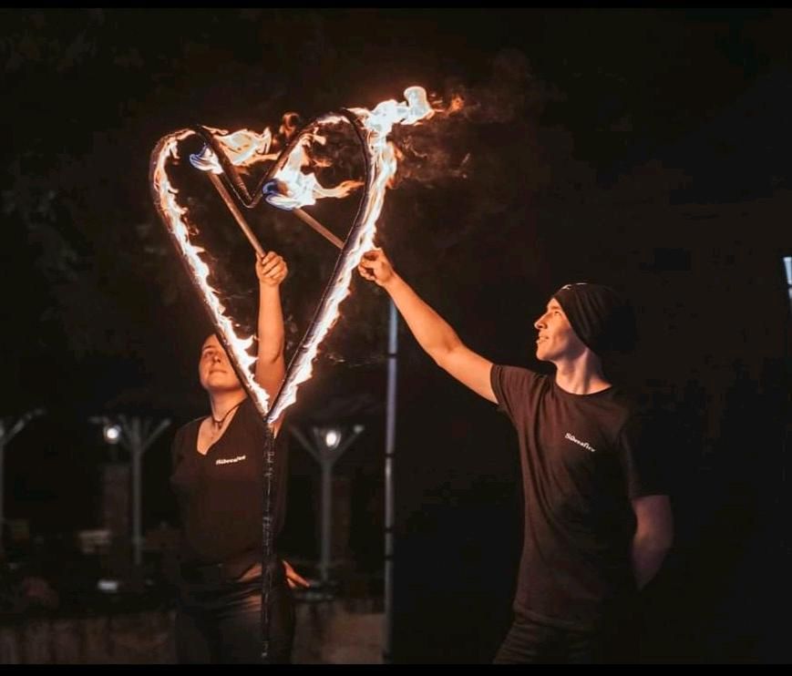 Feuershow LedShow Feuerherz in Überherrn