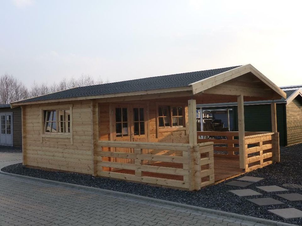 70mm Gartenhaus HUGO-55 5,0x5,0m+3m-Terrasse-Veranda. Mit Isoglas in Wietmarschen