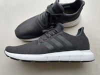 Adidas Herren Sneaker Laufschuh Joggingschuh Freizeit Running 46 Chemnitz - Siegmar Vorschau