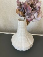 Vase Porzellan matt weiß Mid Century sehr gut erhalten Hessen - Malsfeld Vorschau