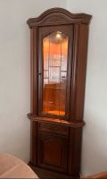 Schöne vintage Vitrine Eckschrank Licht Nussholz Köln - Köln Junkersdorf Vorschau