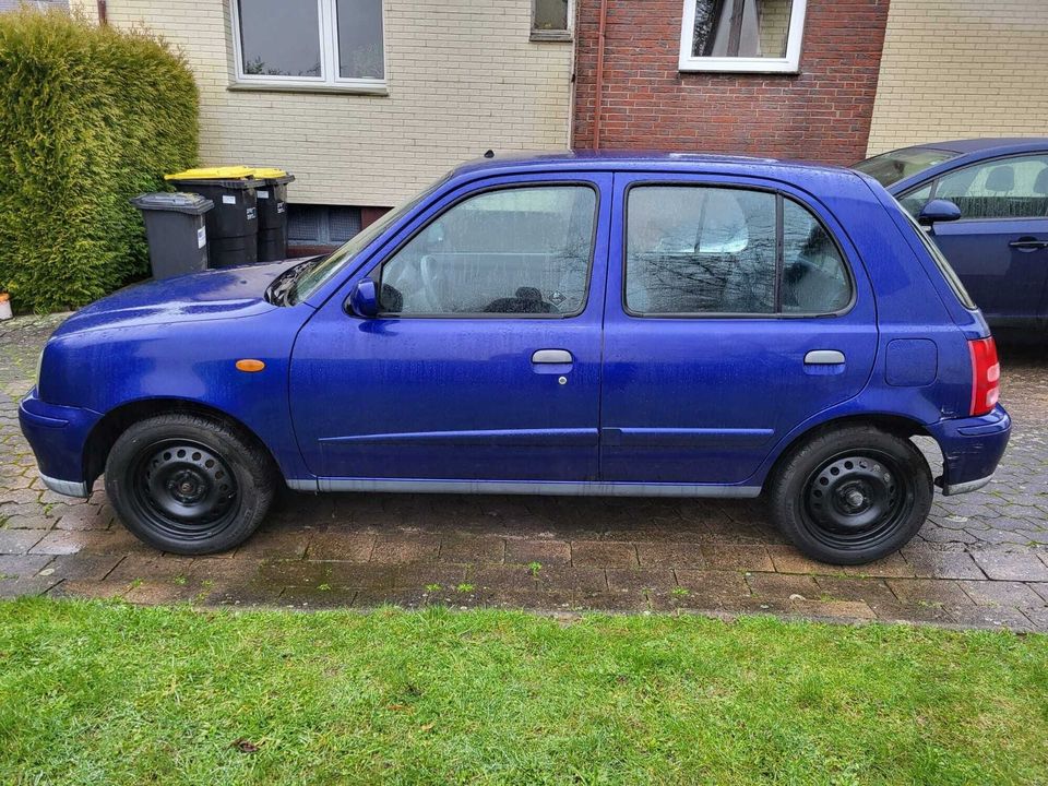 Nissan Micra K11 in Bevern