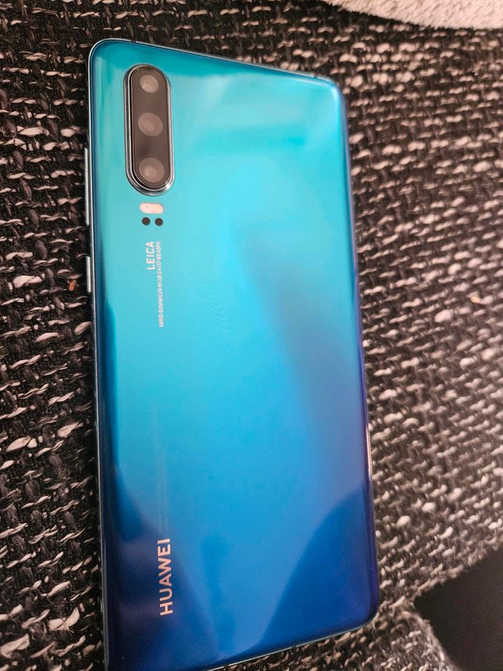 Handy /Smartphone  Huawei P30 in Mücheln (Geiseltal)