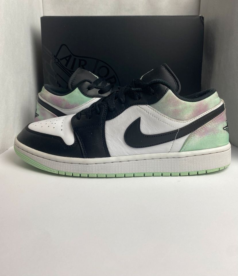 ✅Nike Jordan 1 Low Tie Die Bunt/Weiß/Schwarz 44,5 US 10,5 Sneaker in Treuen