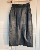 Rock aus Leder  Vintage schwarz Niedersachsen - Seesen Vorschau