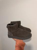 UGG Mini classic ankle Boots Neu ungetragen Nordrhein-Westfalen - Rheda-Wiedenbrück Vorschau